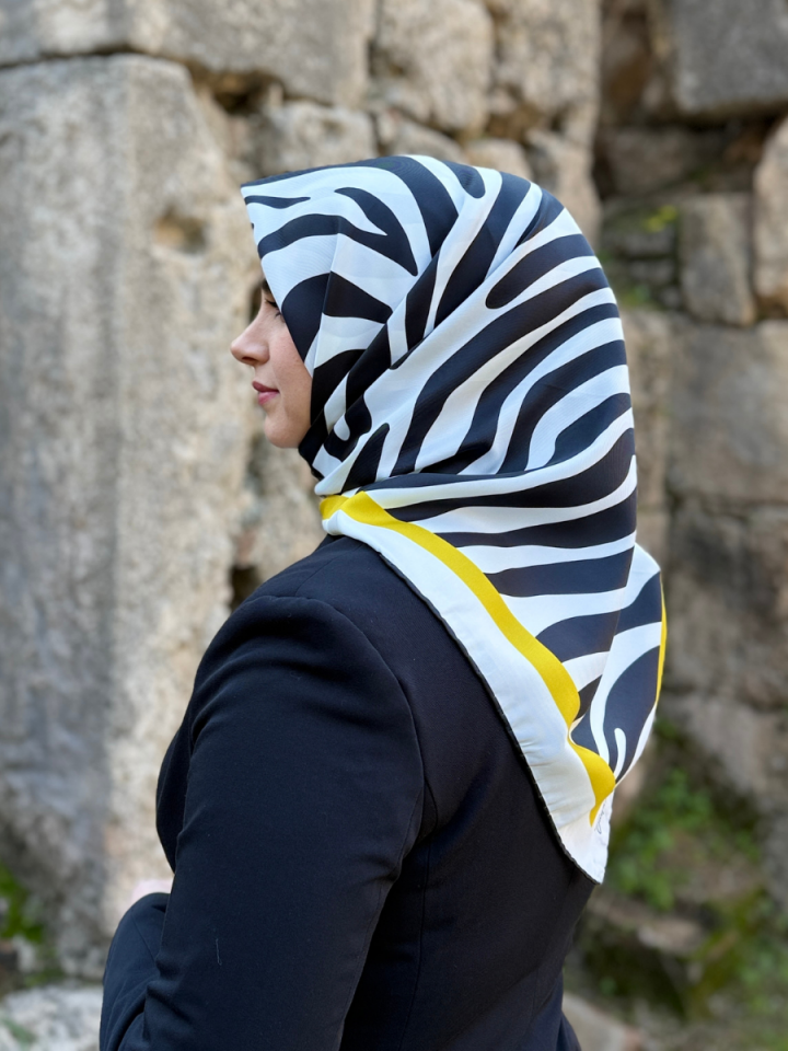Zebra Desen Yeşil Twill Eşarp