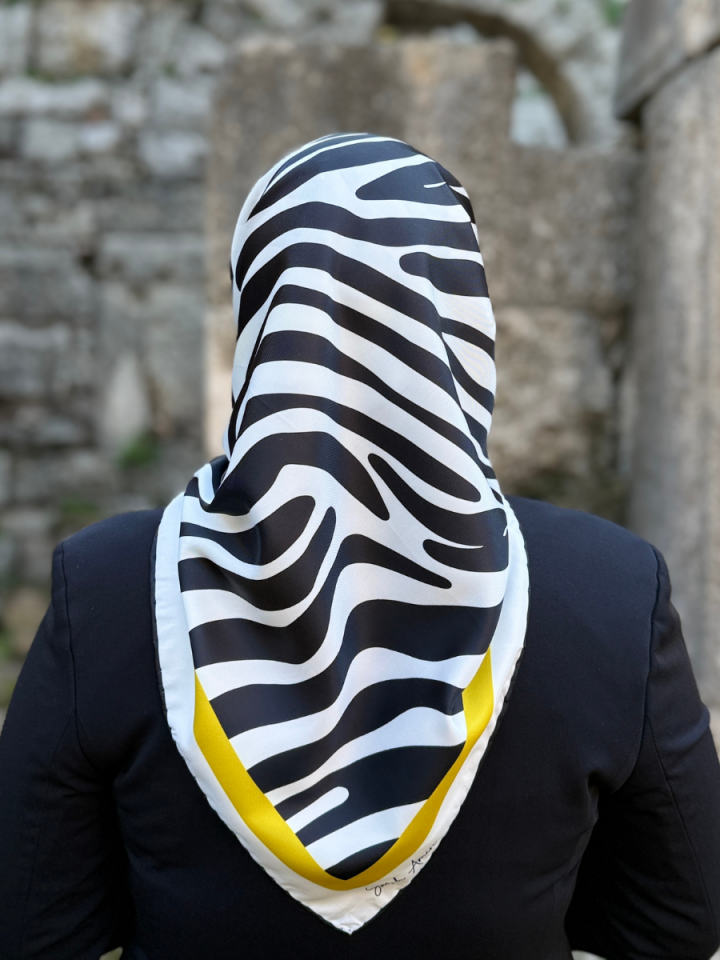 Zebra Desen Yeşil Twill Eşarp