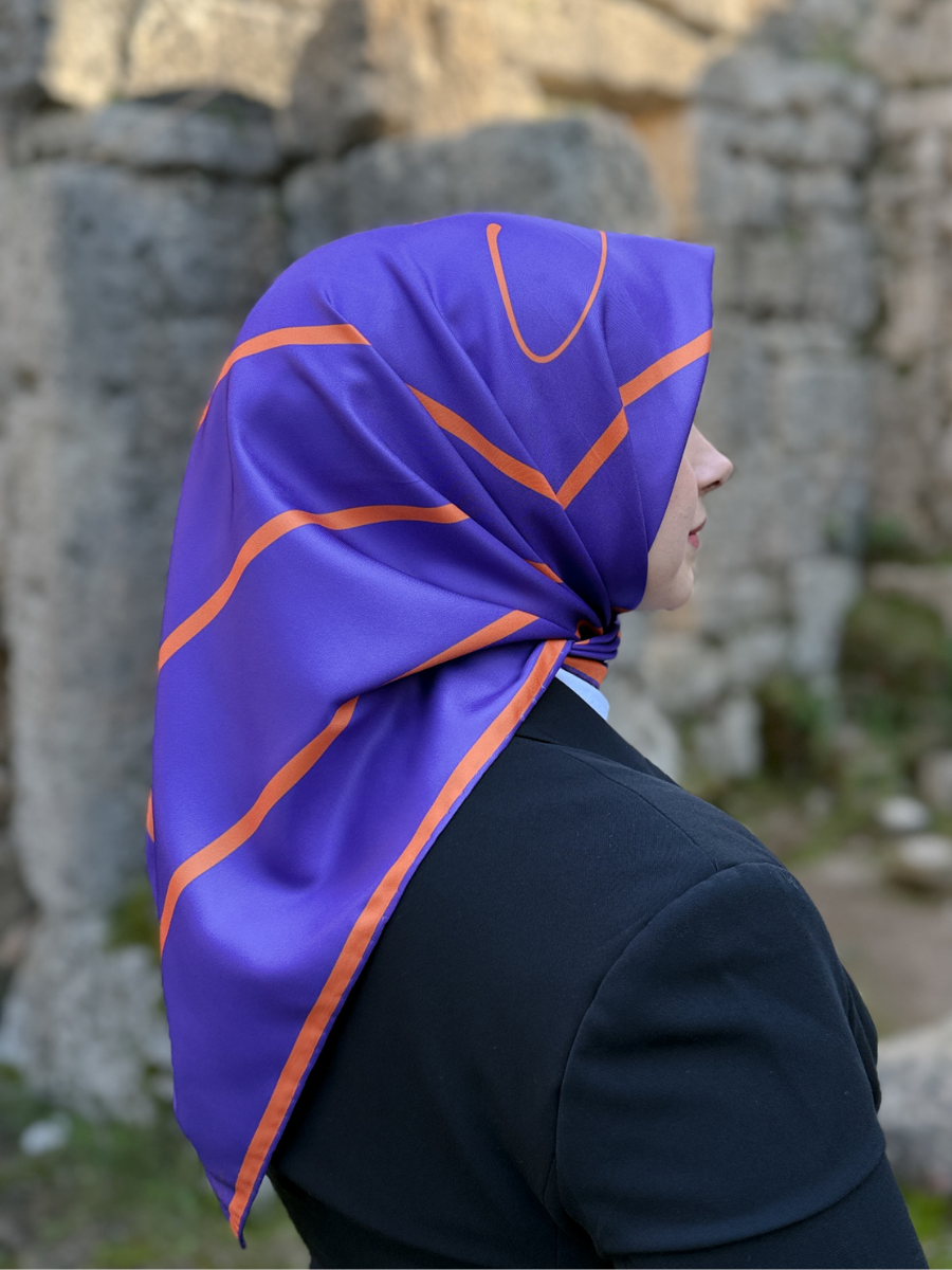 Square Mor Kare Desen Twill Eşarp