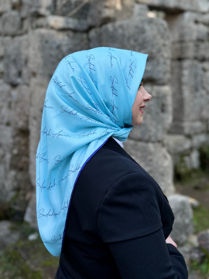 Signature Sadah Amiri Mavi Lacivert Twill Eşarp